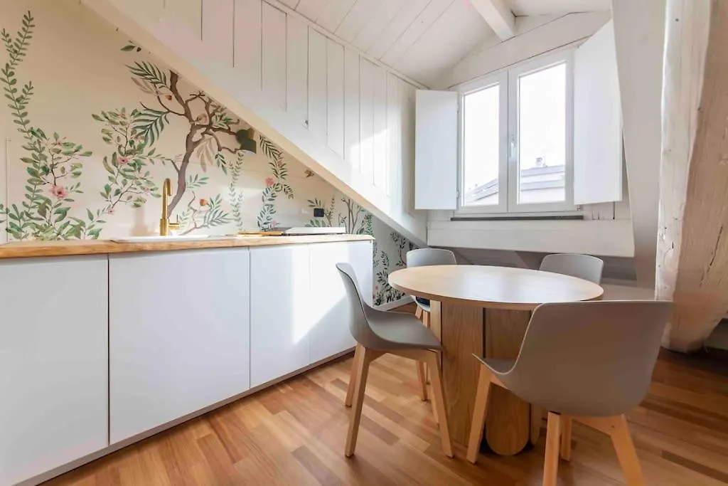 La Tana Del Bianconiglio - Rabbit Hole Appartement Milaan Italië